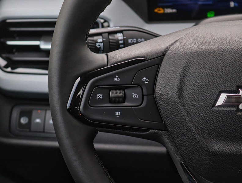 2027 Chevrolet Bolt FWD 4dr LT