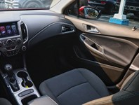 2018 Chevrolet Cruze LT | 1.4L | ROOF | TECH PKG | CONV PKG