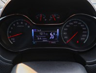 2018 Chevrolet Cruze LT | 1.4L | ROOF | TECH PKG | CONV PKG