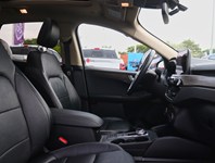 2020 Ford Escape Titanium Hybrid | AWD | PREM PKG | ROOF | NAV |B&O