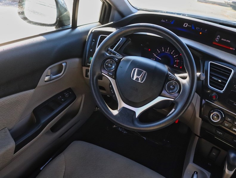 2013 Honda Civic LX | AUTO | HTD SEATS | CRUISE | LOW KMS