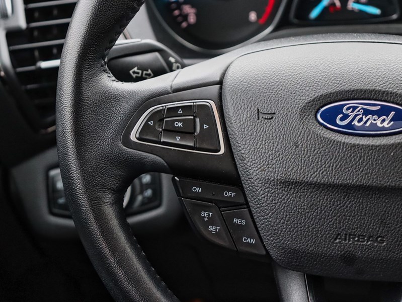 2018 Ford Escape SEL | 1.5L | ROOF | NAV | TOW | PWR LFT GATE