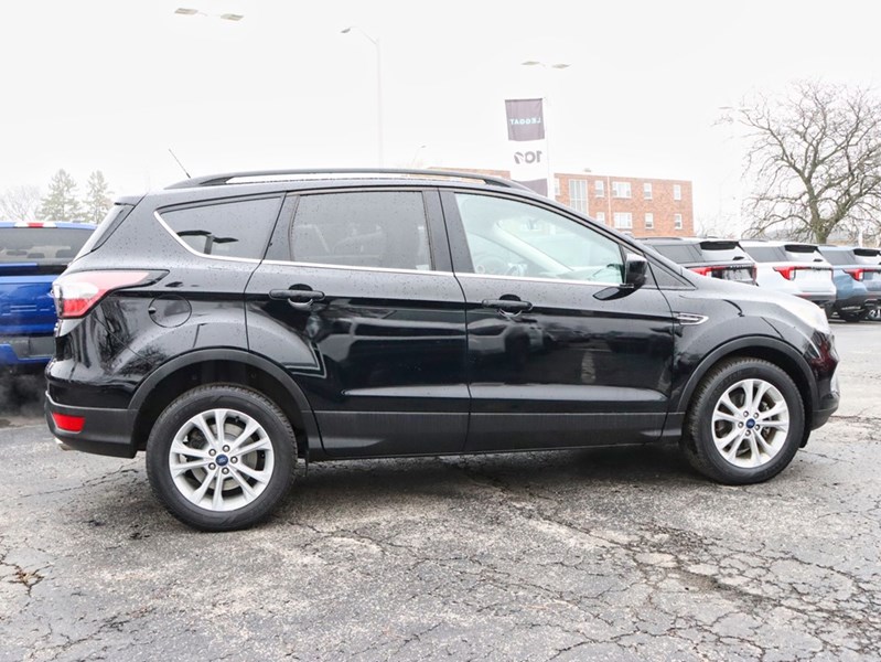 2018 Ford Escape SEL | 1.5L | ROOF | NAV | TOW | PWR LFT GATE