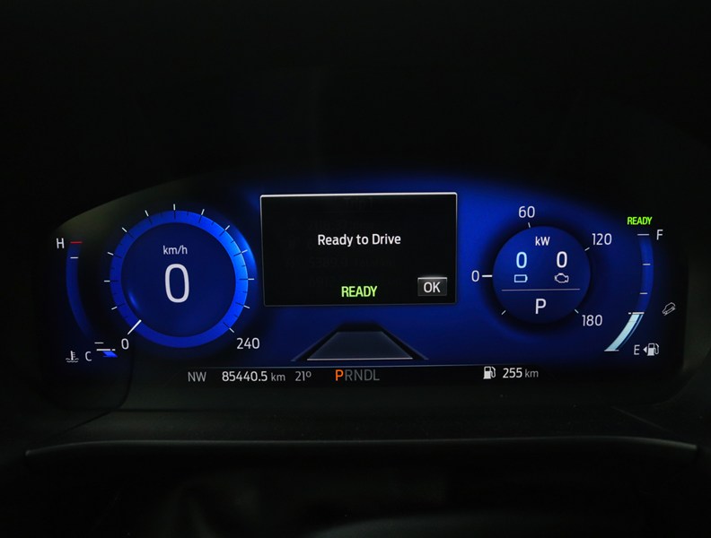 2020 Ford Escape Titanium Hybrid | AWD | PREM PKG | ROOF | NAV |B&O