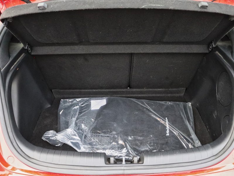 2020 Hyundai Veloster Turbo | Manual | PANO ROOF | LEATHER | HTD STR WHL