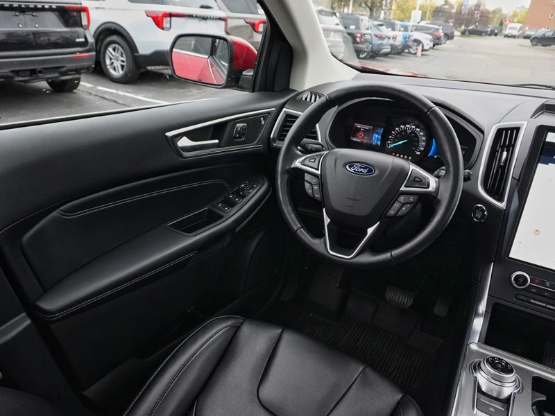 2022 Ford Edge Titanium | AWD | ROOF | HTD STR WHL | B&O | 20s