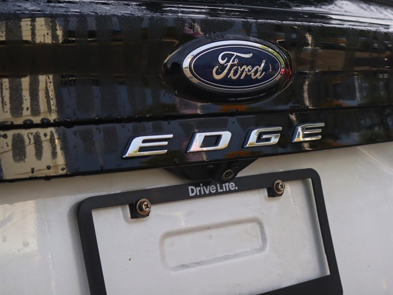 2022 Ford Edge Titanium | AWD | NAV | ROOF | TOW | HTD STR WHL