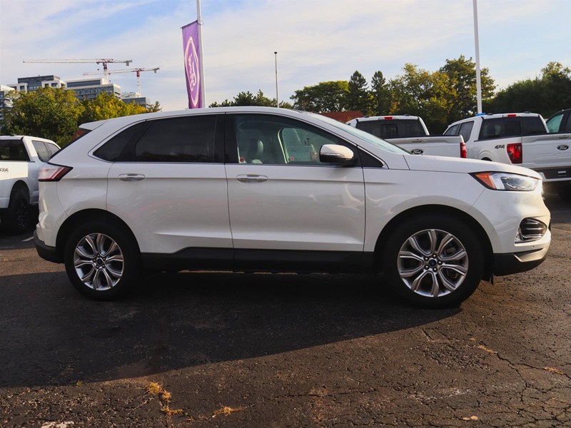 2022 Ford Edge Titanium | AWD | NAV | ROOF | TOW | HTD STR WHL