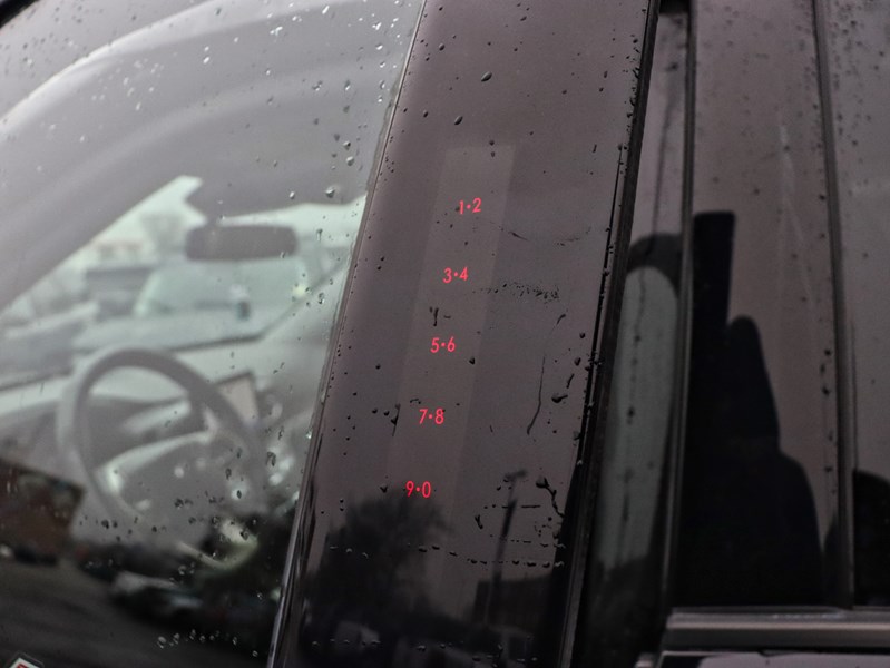 2022 Ford Explorer Limited | 4WD | HYBRID | ROOF | TOW | NAV | 360