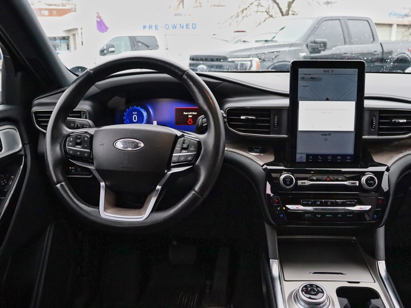 2022 Ford Explorer Platinum | 4WD | 3.0L | TECH PKG | ROOF | NAV |21s