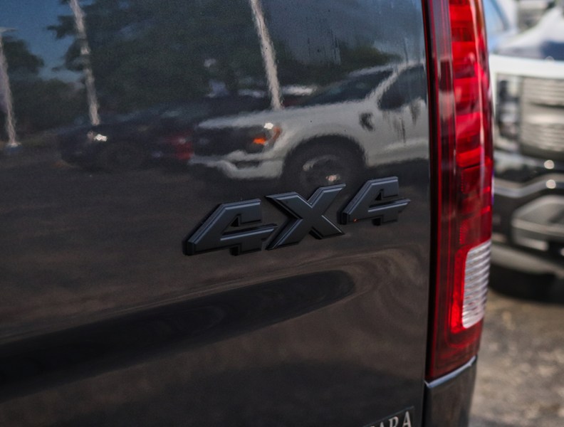 2022 RAM 1500 Classic Warlock | 4X4 | 5.7L |NAV| HTD STR WHL| PREM SOUND