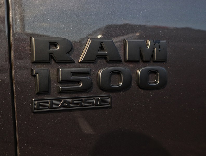 2022 RAM 1500 Classic Warlock | 4X4 | 5.7L |NAV| HTD STR WHL| PREM SOUND