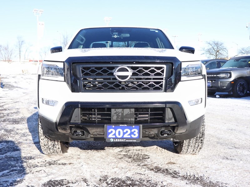 2023 Nissan Frontier SV | 4x4 | 3.8L | Crew Cab | MIDNIGHT EDITION