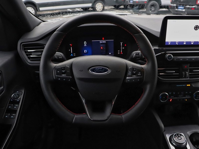 2024 Ford Escape ST-Line | AWD | 1.5L | HTD STR WHL | BLIS | LEDs