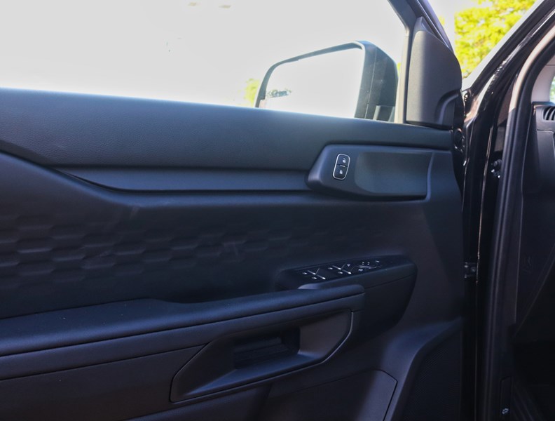 2025 Ford Ranger STX | 4X4 | 2.3L | RUNN BRDS | TOW | CARPET FLRS