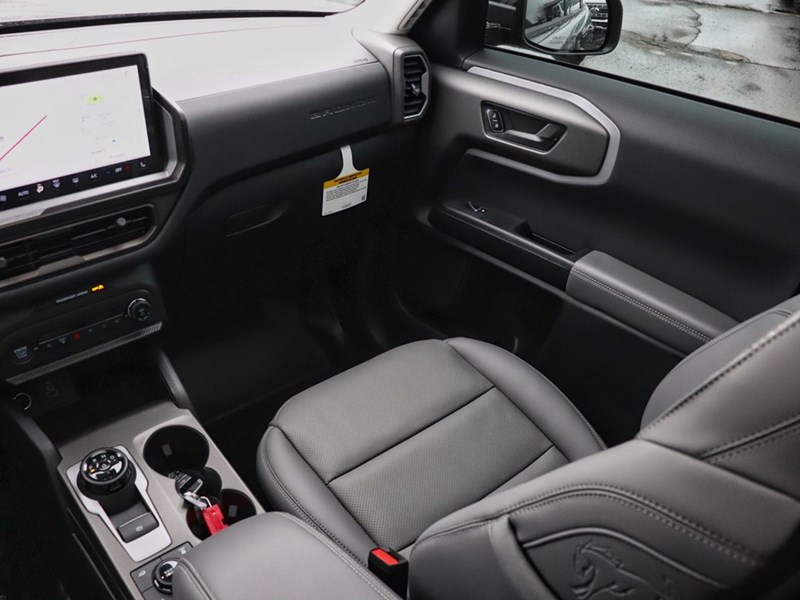 2026 Ford Bronco Sport Badlands | 4X4 | 2.0L | TECH | ROOF | CRGO MGMNT