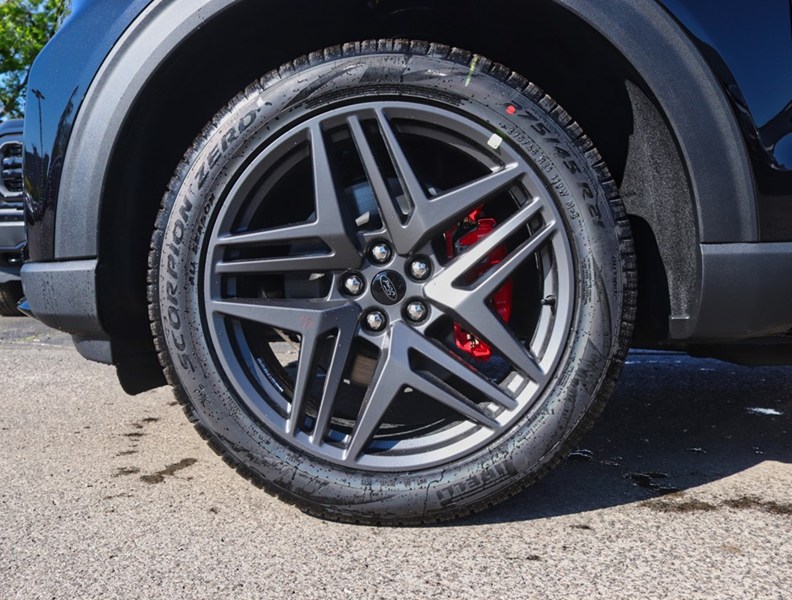 2026 Ford Explorer ST-Line | 4WD | PREM PKG | STREET PK | ROOF