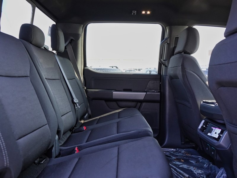 2026 Ford F-150 XLT | 4X4 | HYBRID | 302A | BLK PK | FX4 | BED UTL