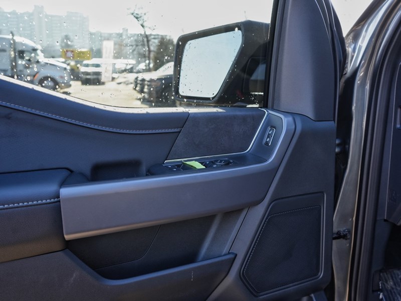 2026 Ford F-150 XLT | 4X4 | HYBRID | 302A | BLK PK | FX4 | BED UTL