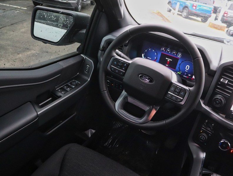 2026 Ford F-150 XLT | 4X4 | HYBRID | 302A | BLK PK | BED UTL | T/H