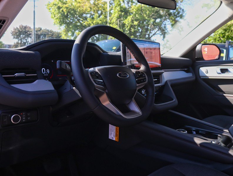 2026 Ford Explorer Active | 4WD
