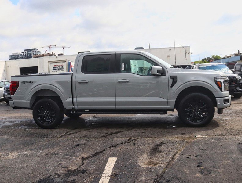2026 Ford F-150 LARIAT | 4X4 | 3.5L | 501A | BLK PK PLS | TOW/HAUL