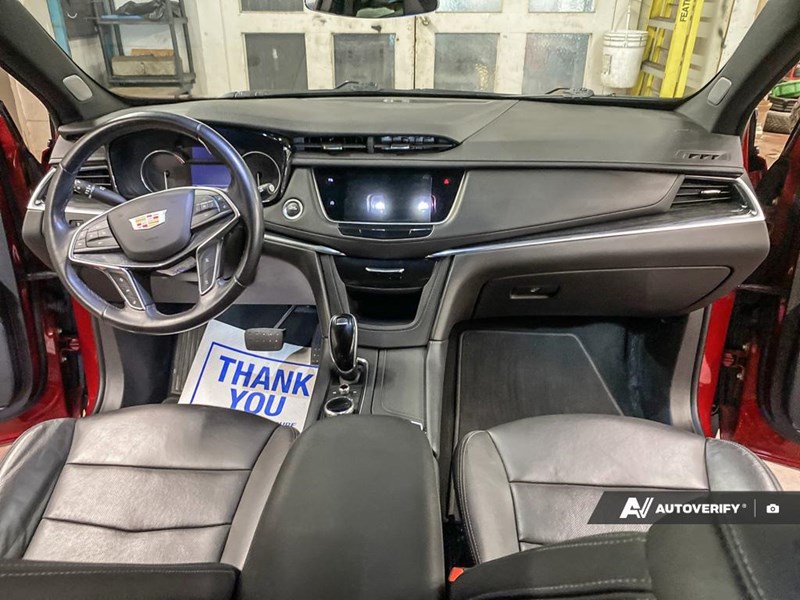 2021 Cadillac XT5 AWD 4dr Premium Luxury