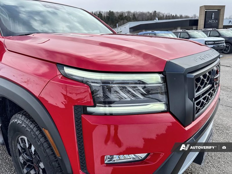 2023 Nissan Frontier Crew Cab PRO-4X Standard Bed 4x4