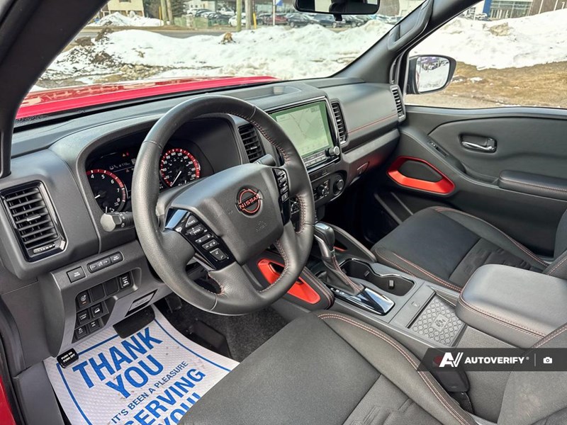 2023 Nissan Frontier Crew Cab PRO-4X Standard Bed 4x4