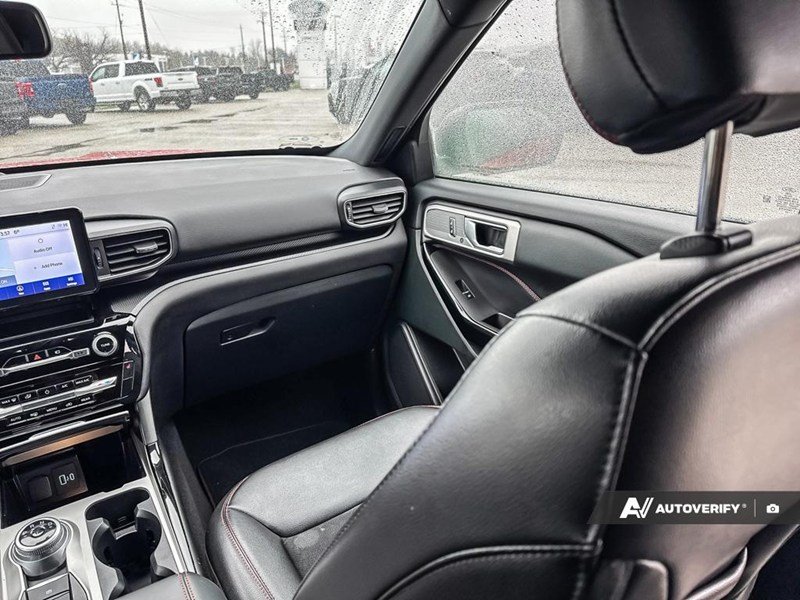2022 Ford Explorer ST-Line 4WD