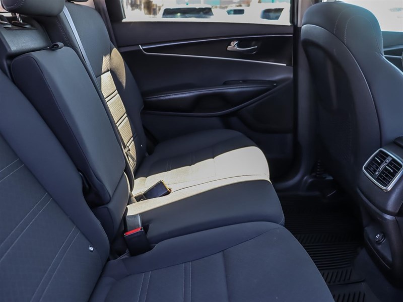 2020 Kia Sorento LX AWD