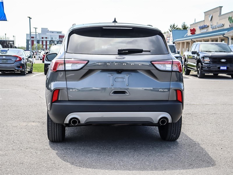 2022 Ford Escape SEL AWD