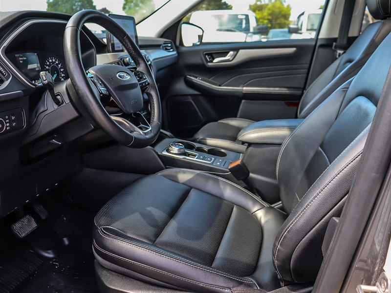 2022 Ford Escape SEL AWD