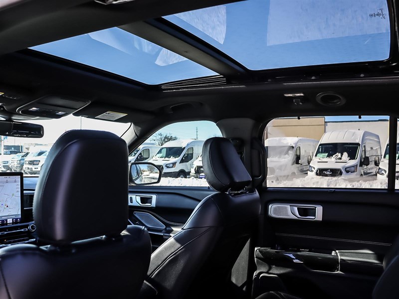 2022 Ford Explorer ST 4WD