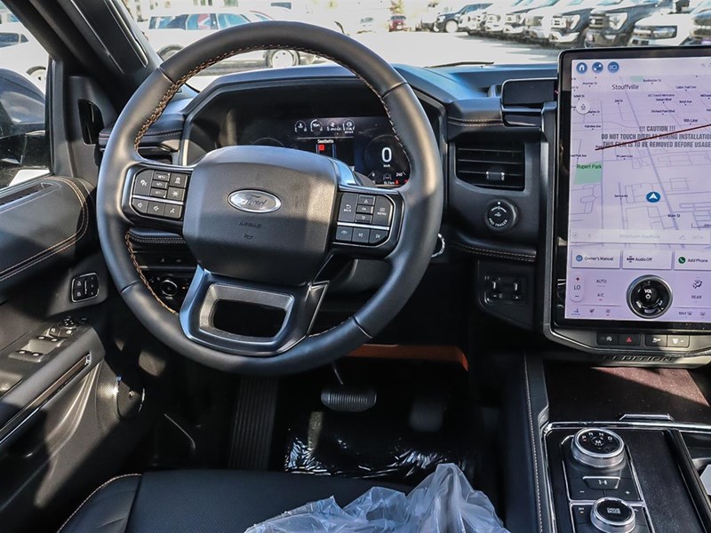 2024 Ford Expedition Max Platinum Max 4x4| BLUE CRUISE| 2ND ROW CAPTAINS