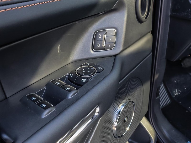 2024 Ford Expedition Max Platinum Max 4x4| BLUE CRUISE| 2ND ROW CAPTAINS