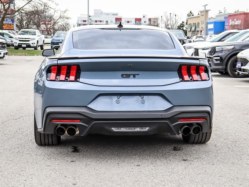 2025 Ford Mustang GT Premium Fastback