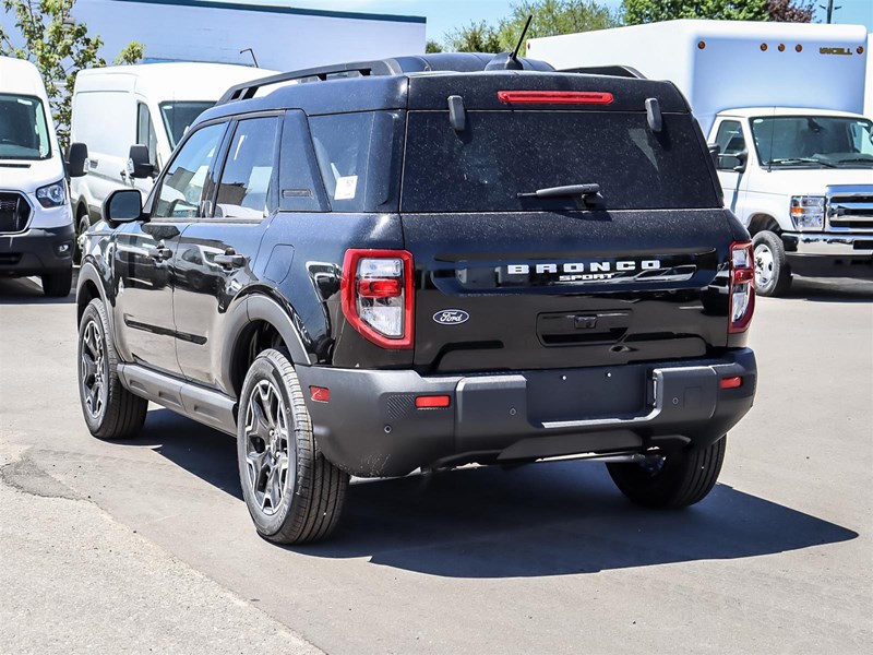2026 Ford Bronco Sport Outer Banks 4x4