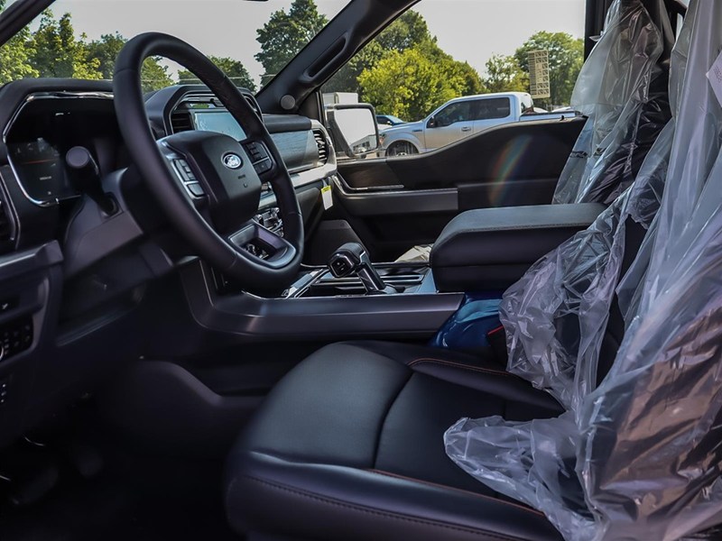 2026 Ford F-150 LARIAT 4WD SuperCrew 5.5' Box