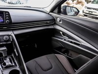 2023 Hyundai Elantra Preferred IVT
