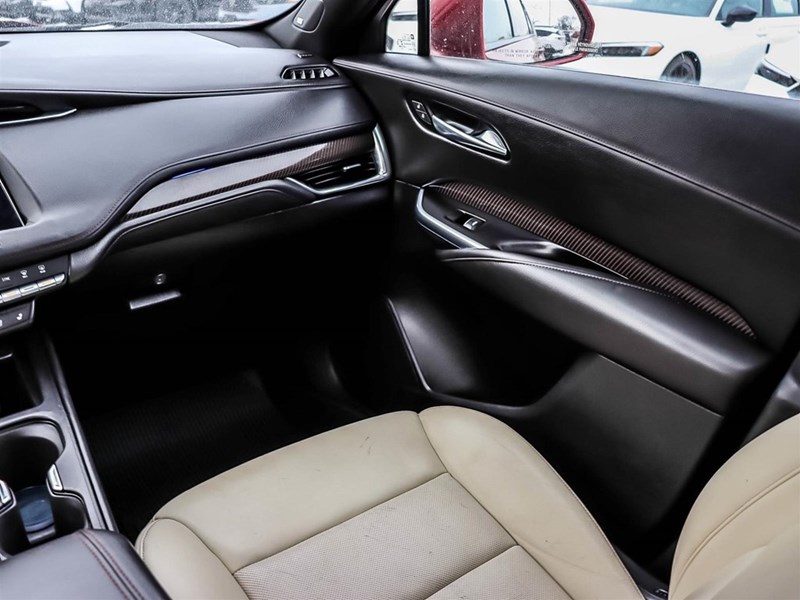 2019 Cadillac XT4 AWD 4dr Sport