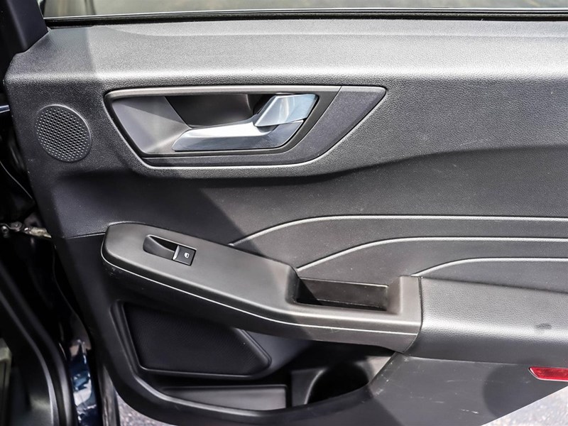 2021 Ford Escape Titanium Hybrid AWD
