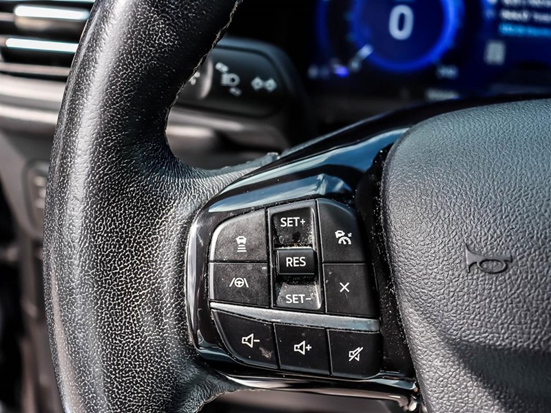 2021 Ford Escape Titanium Hybrid AWD