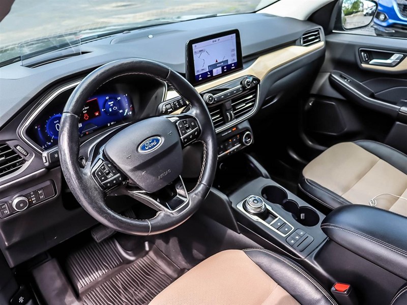 2021 Ford Escape Titanium Hybrid AWD