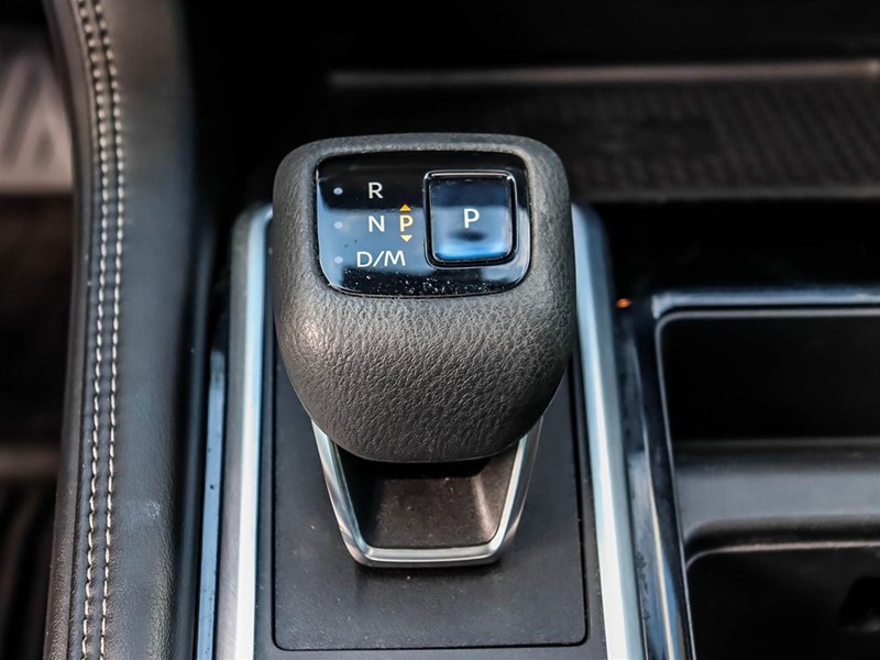 2022 Nissan Pathfinder Platinum 4WD