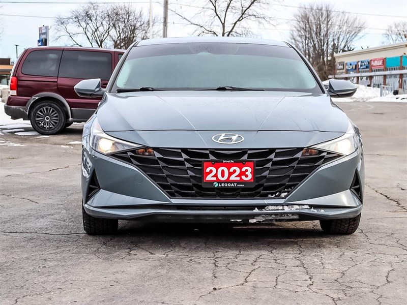 2023 Hyundai Elantra Preferred IVT