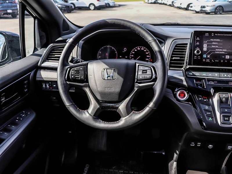 2025 Honda Odyssey Black Edition Auto