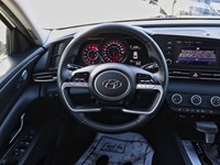 2022 Hyundai Elantra Preferred IVT