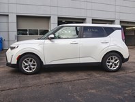 2023 Kia Soul EX IVT