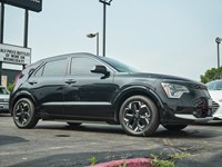 2024 Kia Niro EV Wave Demo | Sunroof | Push Start |  Carplay | GPS